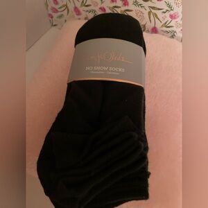 Sam and Olivia 10pair no show black socks shoe size  4-10. Polyester & spandex